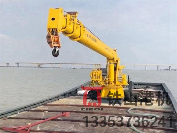 福建廈門船用起重機廠家 工程船起重機抗傾覆加固穩(wěn)定性高